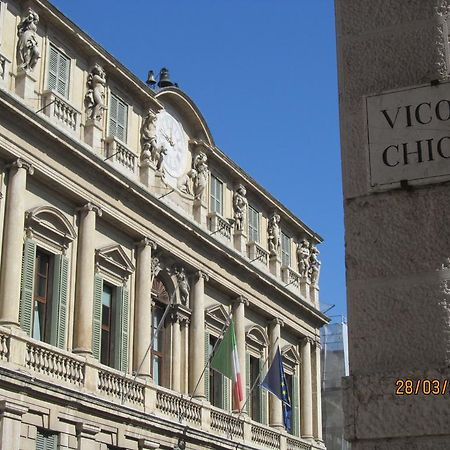 Vicolo Chiodo Apartment Verona Room photo