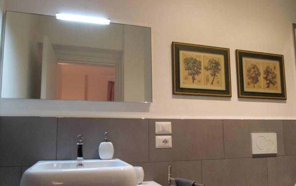 Vicolo Chiodo Apartment Verona Room photo