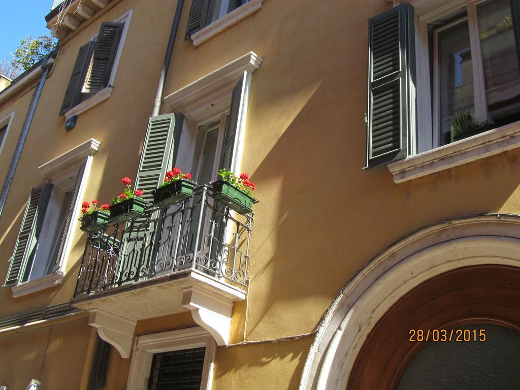 Vicolo Chiodo Apartment Verona Room photo